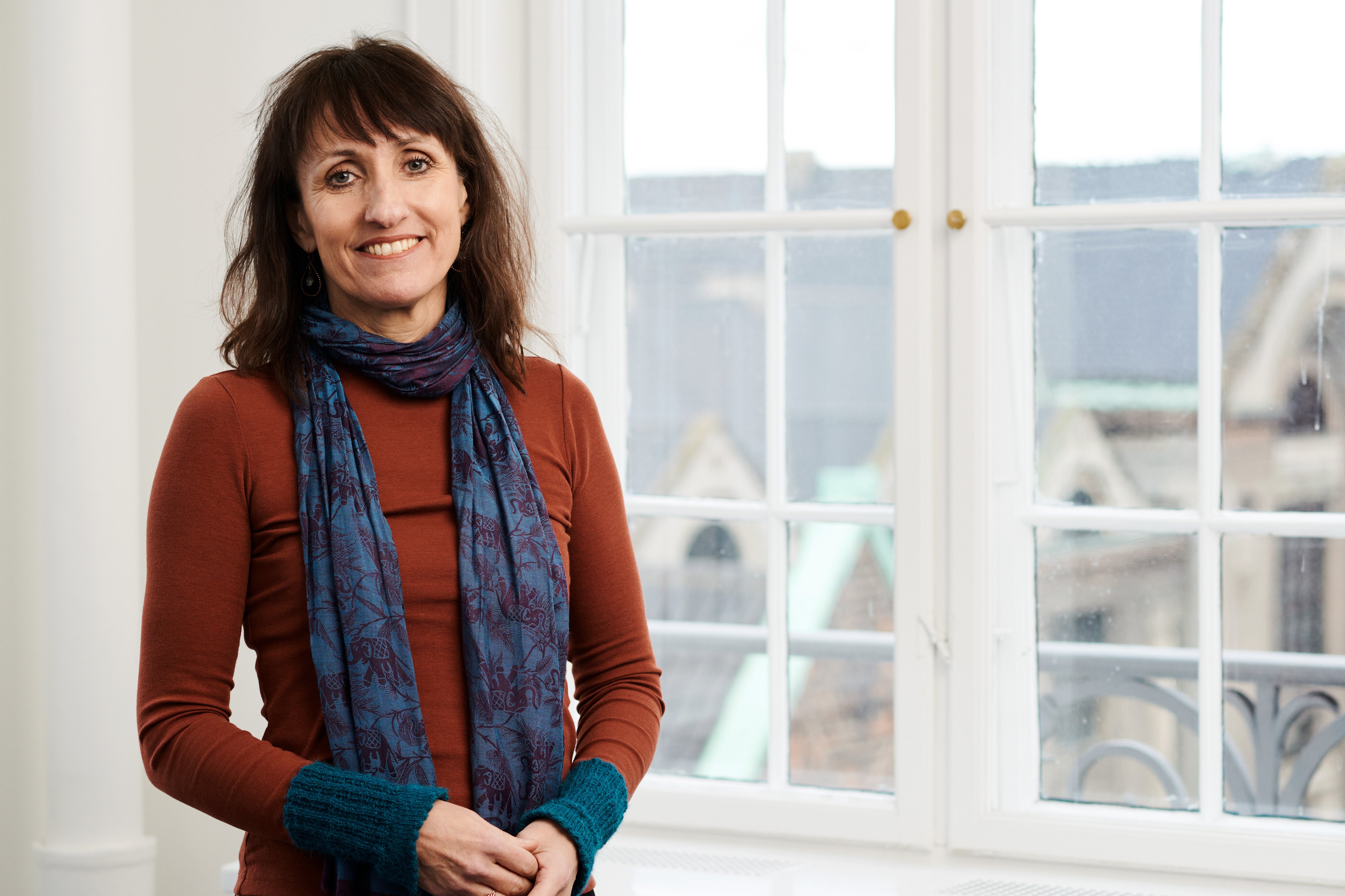 Portræt af medarbejder Helle Thomson