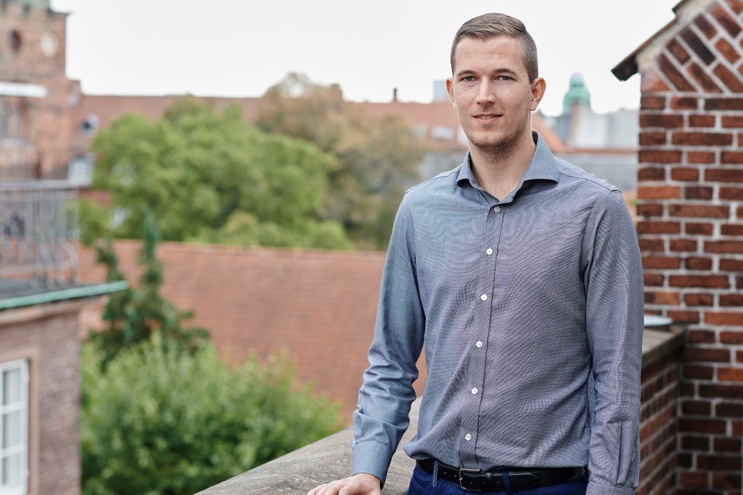 Portræt af medarbejder Henrik Haugbølle